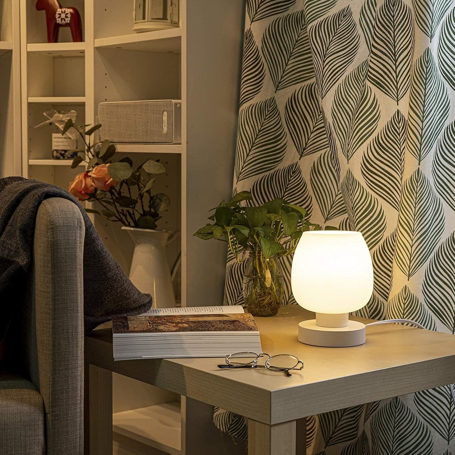 Modern Small Touch Table Lamp for Bedroom and Living Room