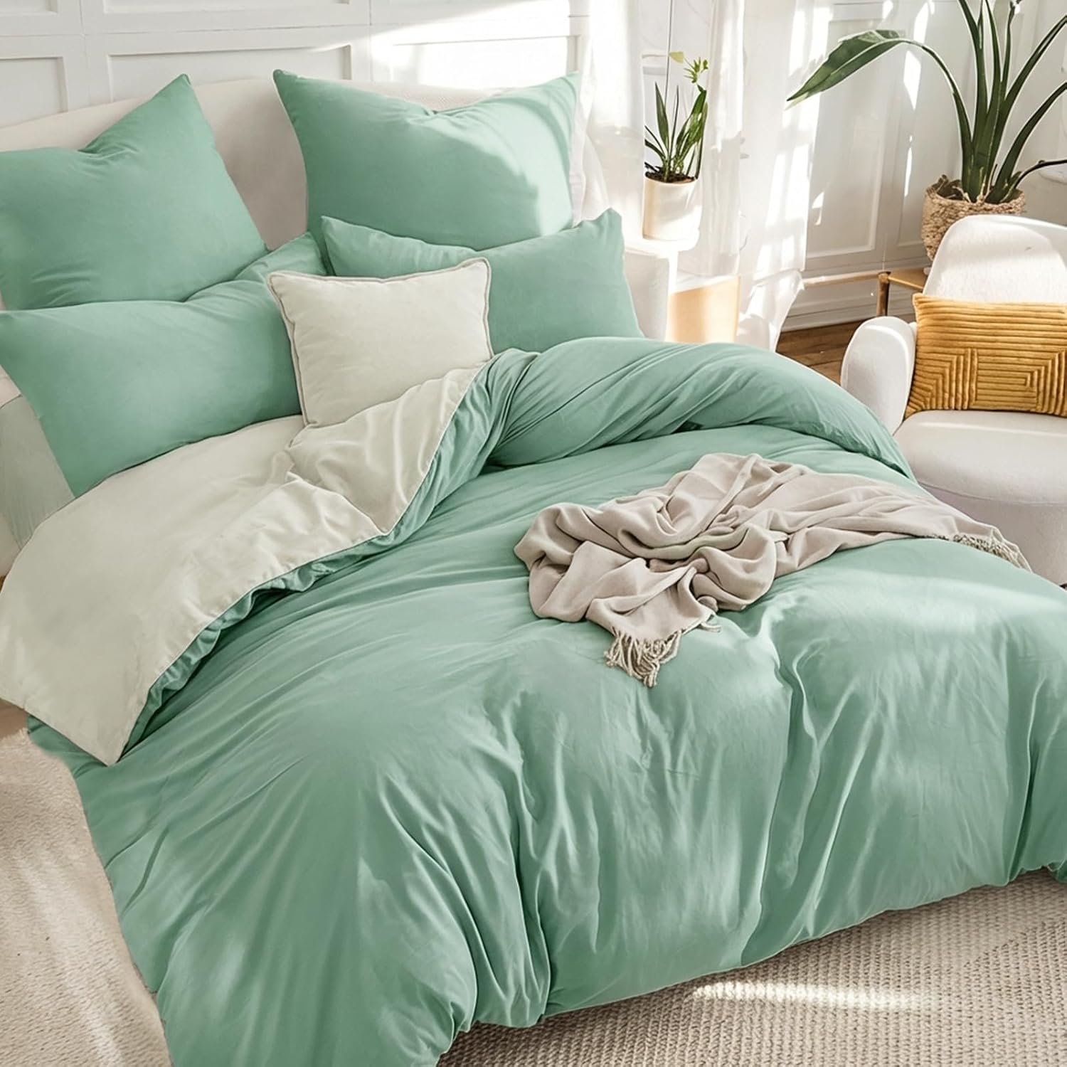 Sage Green King Size Duvet Cover Sets Beige - Reversible Green Duvet Cover Kingsize Bedding Set with Zip, Soft Brushed Microfibre King Bed Duvet Set Quilt Cover with 2 Pillowcases