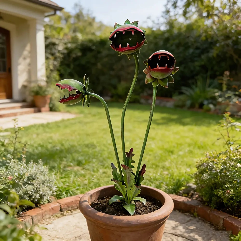 Realistic Carnivorous Plant Outdoor Lawn Art for Garden, Patio, Flower Bed