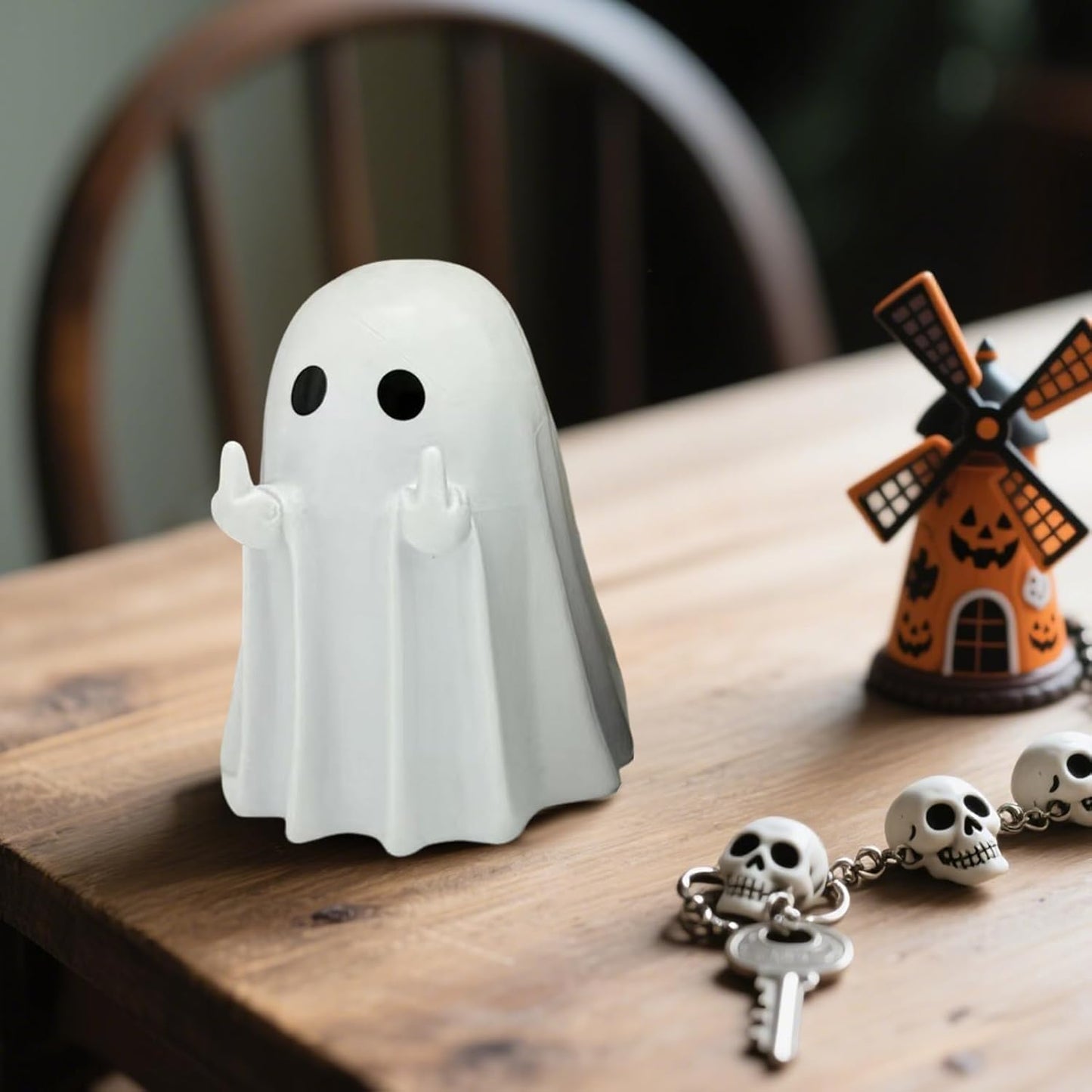 Halloween Ghost Figurine - Resin Ghost Statue, Spooky Decor for Desk, Porch, Bathroom 